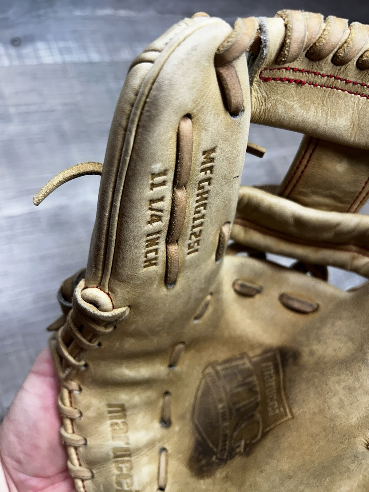 Marucci HTG baseball glove 11.25 MFGFS11251 Infield Rt Hander Gold Camel Red MLB