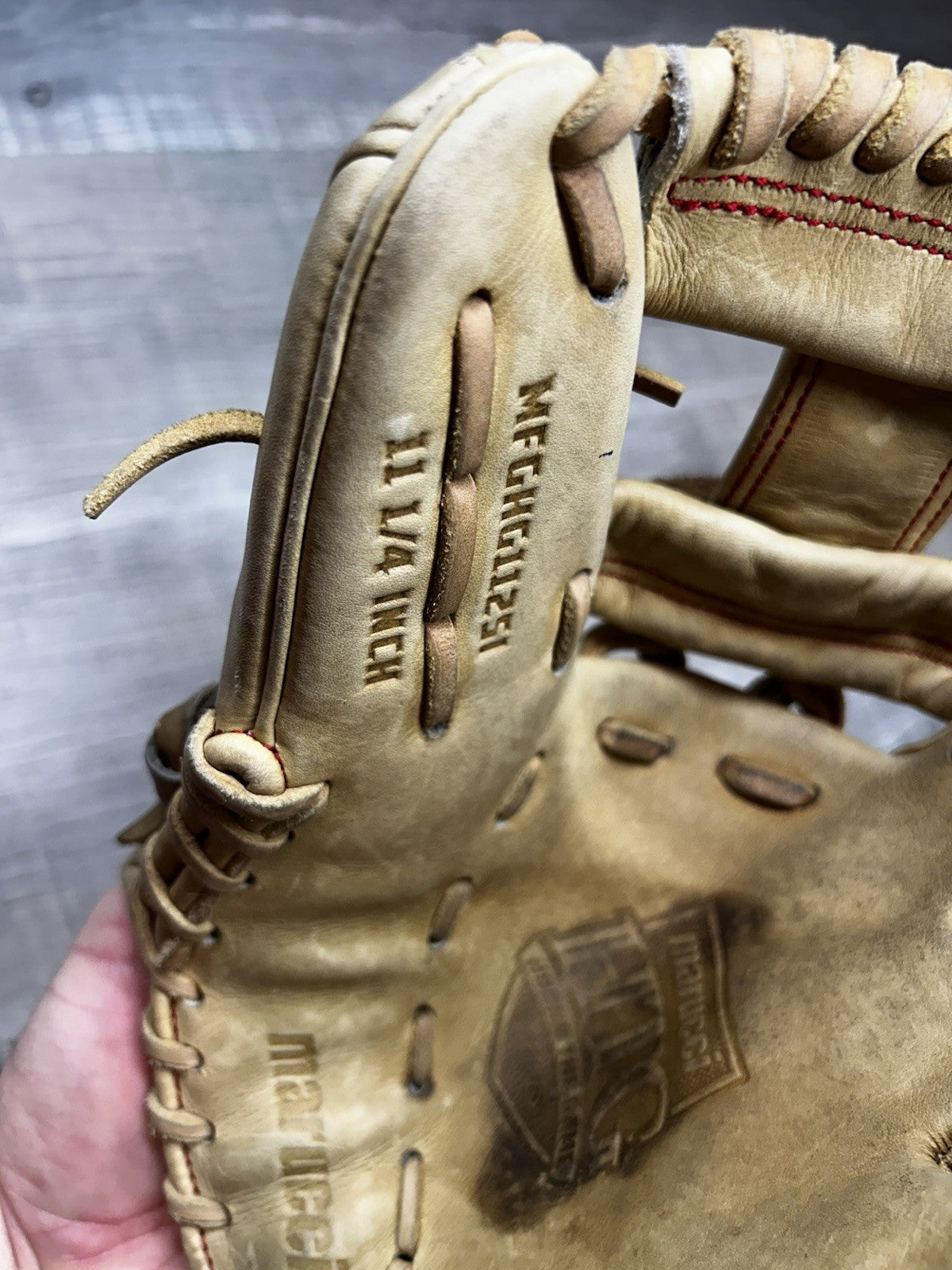 Marucci HTG baseball glove 11.25 MFGFS11251 Infield Rt Hander Gold Camel Red MLB