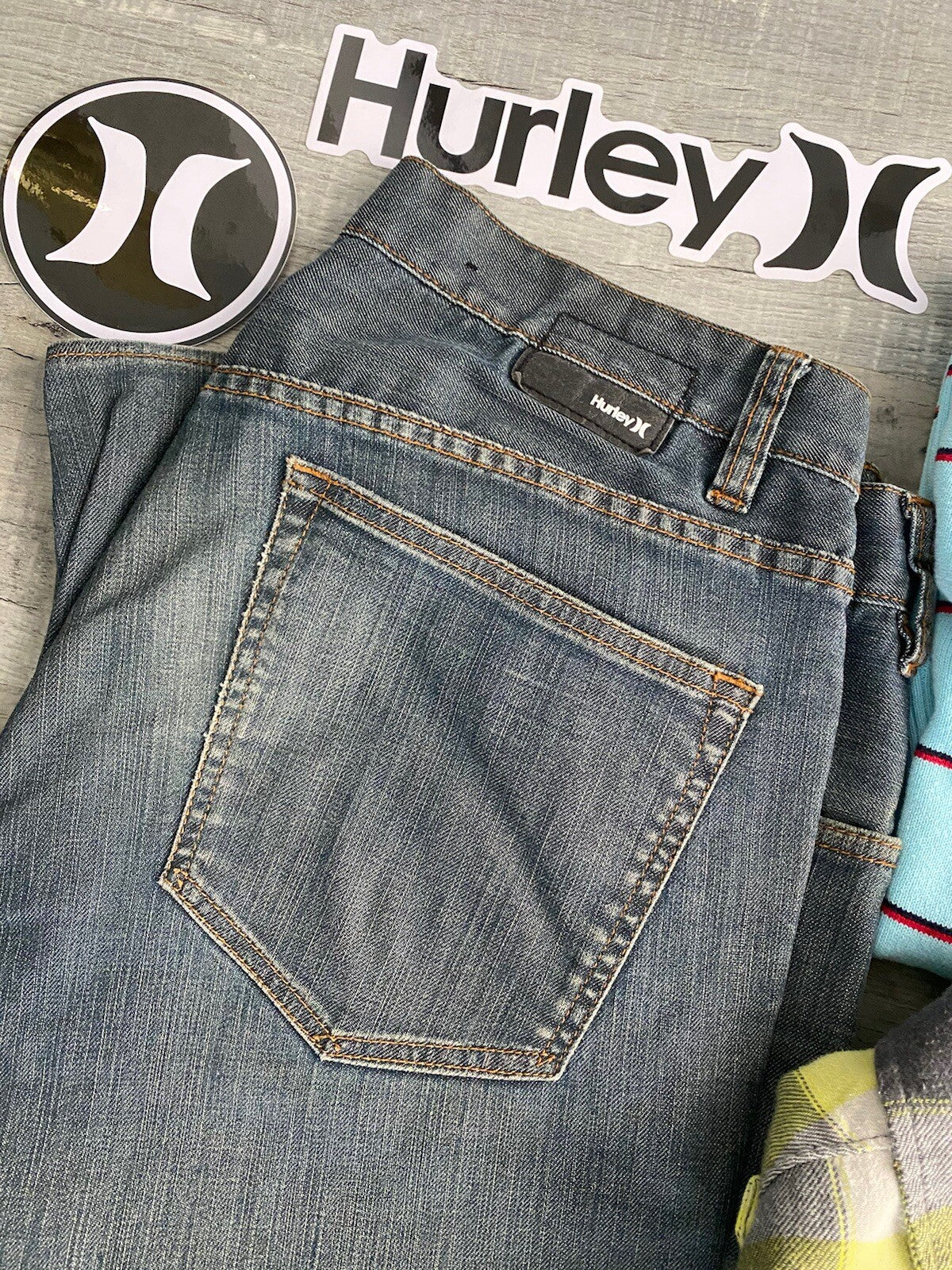 Hurley Outfit Hurley Denim 32 Hurley Sweater Hurley Flannel 3 Pieces In Set Rvca