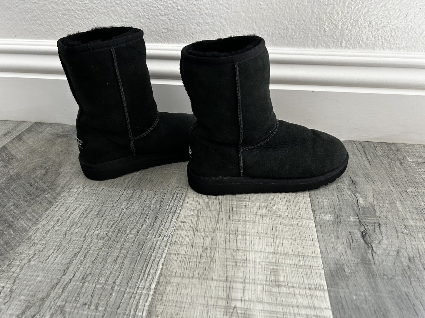 UGG Black Classic II Boots Kids Size 3 Uggboots Authentic Ugg Boots Black