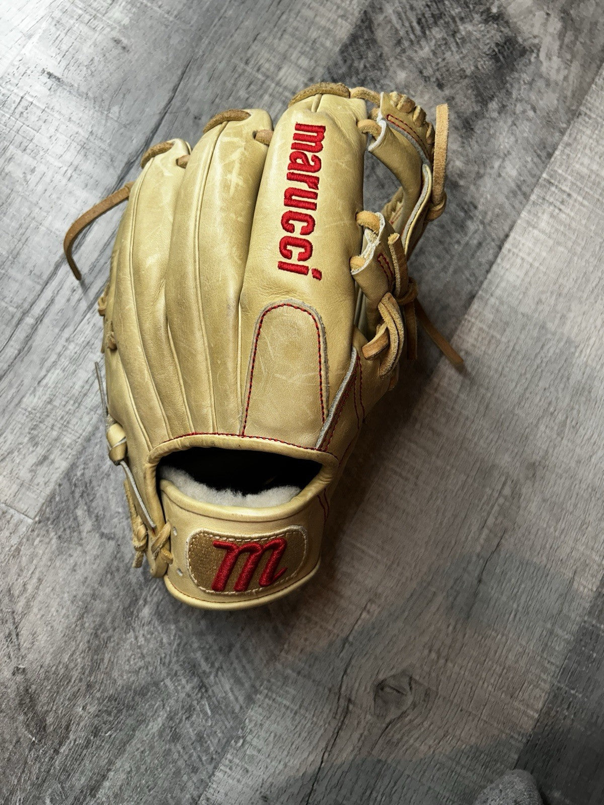 Marucci HTG baseball glove 11.25 MFGFS11251 Infield Rt Hander Gold Camel Red MLB