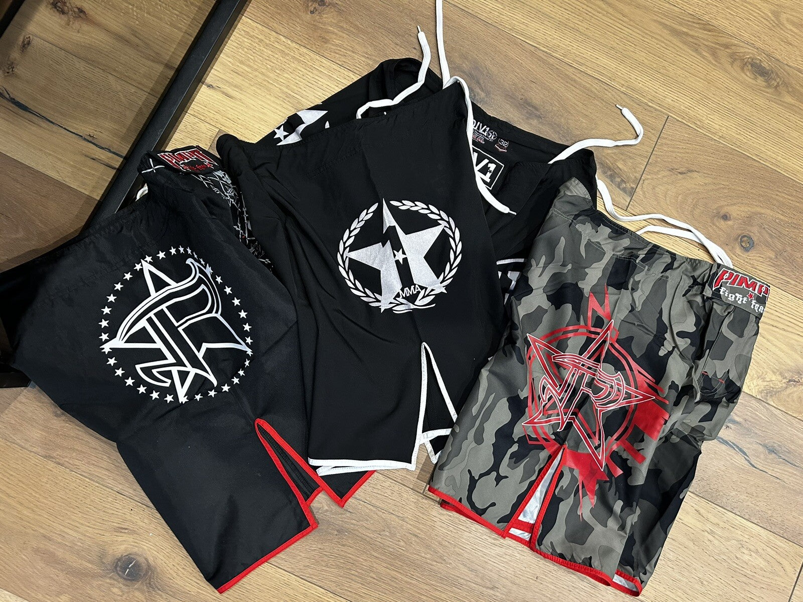 FIGHT SHORTS MMA Shorts SET 4 UFC FIGHT SHORTS Venom RVCA SHORTS Icon